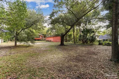 1011 N Reus St, Pensacola, FL 32501 - Photo 3