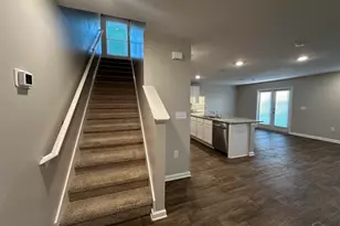 7540 Oak Lake Blvd, Pensacola, FL 32526 - Photo 9