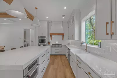 1600 E Heinberg St, Pensacola, FL 32501 - Photo 17