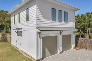 1600 E Heinberg St, Pensacola, FL 32501 - Photo 41