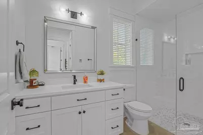 1600 E Heinberg St, Pensacola, FL 32501 - Photo 9