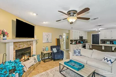 6579 Bellingham St, Navarre, FL 32566 - Photo 9