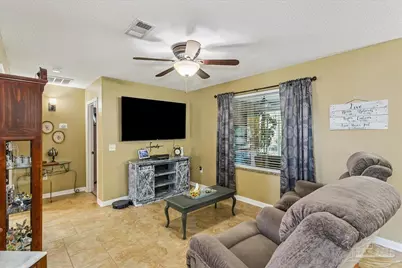 6579 Bellingham St, Navarre, FL 32566 - Photo 5