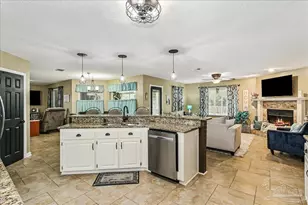6579 Bellingham St, Navarre, FL 32566 - Photo 15