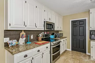 6579 Bellingham St, Navarre, FL 32566 - Photo 13