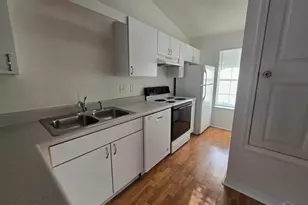 307 Loveland Cir, Pensacola, FL 32526 - Photo 15