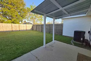 307 Loveland Cir, Pensacola, FL 32526 - Photo 25