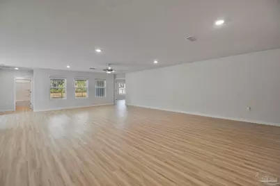 4010 Whitetail Ln, Pensacola, FL 32526 - Photo 3