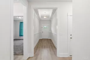 1928 Cambridge Park Dr, Gulf Breeze, FL 32563 - Photo 9