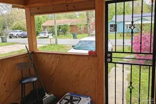 303 Booth Ave, Cantonment, FL 32533 - Photo 3