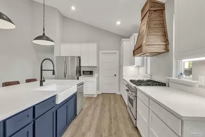 1006 W Lloyd St, Pensacola, FL 32501 - Photo 15