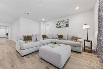 6320 Burrow Ln, Pensacola, FL 32526 - Photo 7