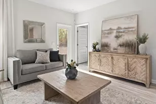 2138 Aqua St, Gulf Breeze, FL 32563 - Photo 5