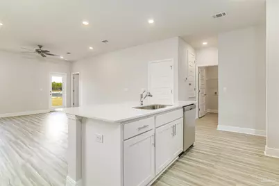 2138 Aqua St, Gulf Breeze, FL 32563 - Photo 9