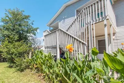 1301 Redwood Ln #E, Gulf Breeze, FL 32563 - Photo 21