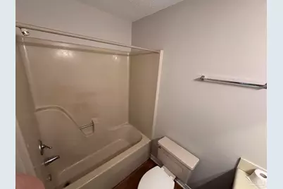 6417 Kennington Cir, Milton, FL 32570 - Photo 7