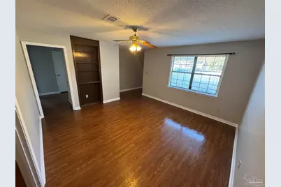 6417 Kennington Cir, Milton, FL 32570 - Photo 3