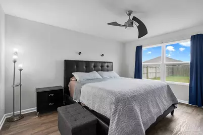 5585 Lancelot Tr, Milton, FL 32583 - Photo 17