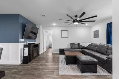 5585 Lancelot Tr, Milton, FL 32583 - Photo 15