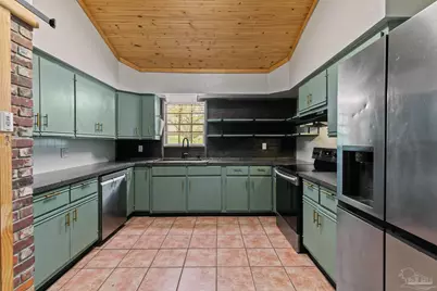 6050 W Hwy 4, Century, FL 32535 - Photo 15