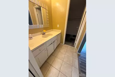 6284 Kirsten Dr, Pensacola, FL 32504 - Photo 9
