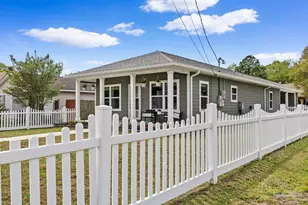 301 Dwight Ave, Pensacola, FL 32507 - Photo 5