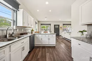 301 Dwight Ave, Pensacola, FL 32507 - Photo 13