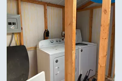 104 Ellis Dr, Pensacola, FL 32507 - Photo 9