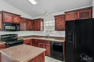 800 Bunting Ct, Cantonment, FL 32533 - Photo 15