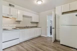 603 New York Dr, Pensacola, FL 32505 - Photo 9