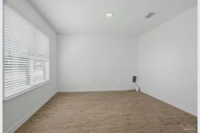 5894 Blackhorse Cir, Pensacola, FL 32526 - Photo 7