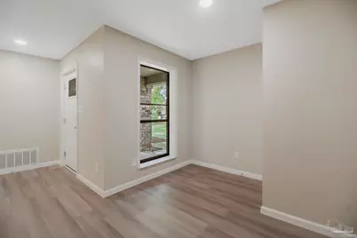 868 Valley Ridge Cir, Pensacola, FL 32514 - Photo 17