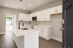 2192 N Wind Trace Rd, Navarre, FL 32566 - Photo 11