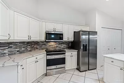 1929 Jessica Way, Navarre, FL 32566 - Photo 15