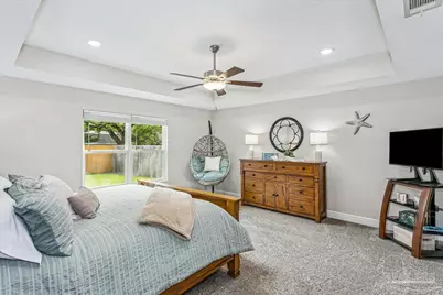 1911 Ladybird Ln, Gulf Breeze, FL 32563 - Photo 5