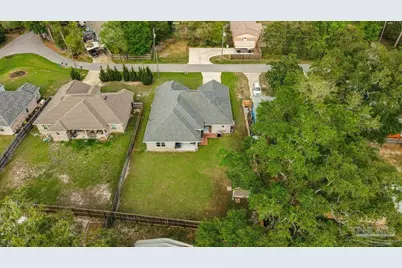 1911 Ladybird Ln, Gulf Breeze, FL 32563 - Photo 41