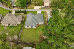 1911 Ladybird Ln, Gulf Breeze, FL 32563 - Photo 41