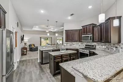 1911 Ladybird Ln, Gulf Breeze, FL 32563 - Photo 9