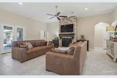 6528 Fairmont St, Navarre, FL 32566 - Photo 15