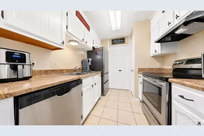 2303 W Michigan Ave, Pensacola, FL 32526 - Photo 3