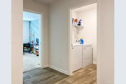 7368 Lakeside Oak Ct, Pensacola, FL 32526 - Photo 9