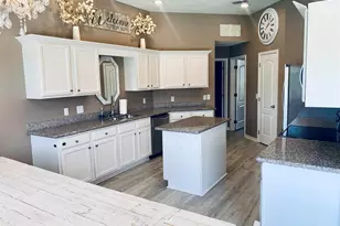 2435 Covered Bridge Ln, Pace, FL 32571 - Photo 3