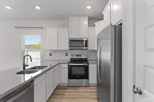 9483 Nature Crk Cir, Pensacola, FL 32526 - Photo 11