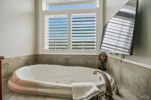 1724 Calle Bonita, Pensacola Beach, FL 32561 - Photo 25