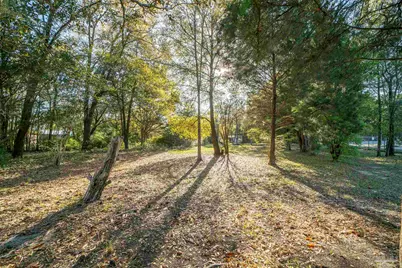 6205 Dogwood Dr, Milton, FL 32570 - Photo 15