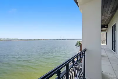 12 Wharf Ave, Pensacola, FL 32502 - Photo 35