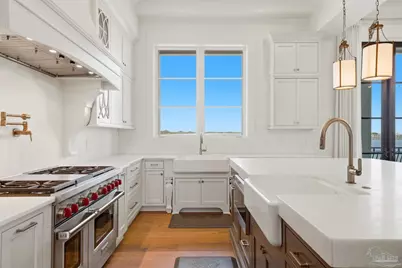 12 Wharf Ave, Pensacola, FL 32502 - Photo 7