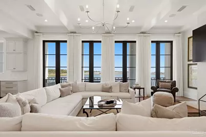 12 Wharf Ave, Pensacola, FL 32502 - Photo 5