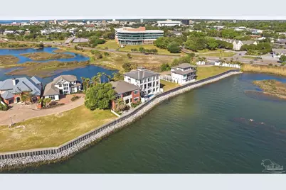 12 Wharf Ave, Pensacola, FL 32502 - Photo 49