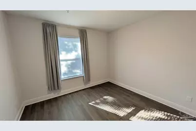 313 N Navy Blvd #2D, Pensacola, FL 32507 - Photo 9